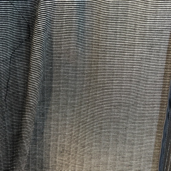 One by Chapter One Women’s Black Pinstrip Long Blazer - Picture 8 of 15